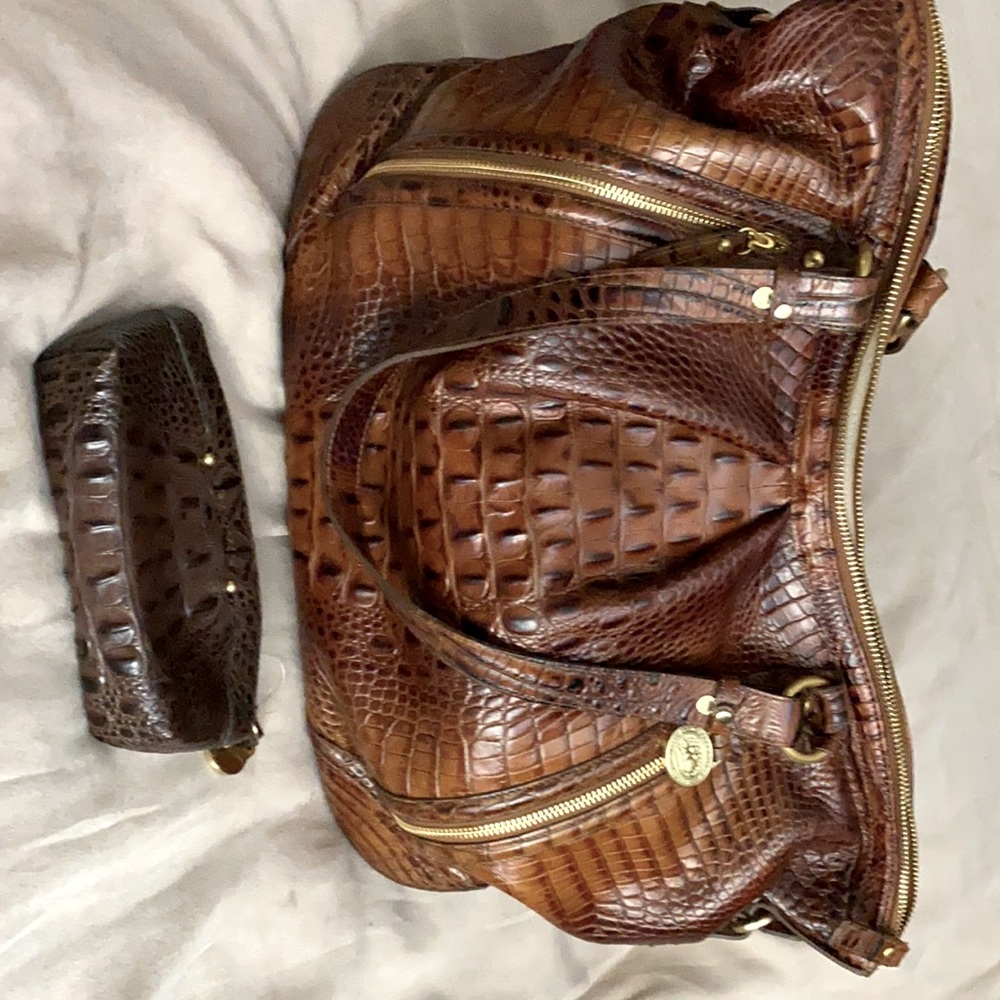NWT Megatote Melbourne Pecan Brahmin with Wallet